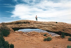 1997 - USA 113 (Canyonlands National Park, UT - Mesa Arch)